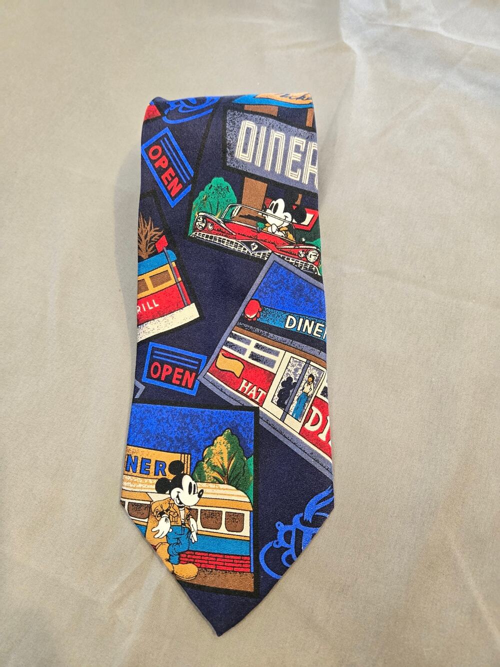 Vintage 1990s Walt Disney World Mickey Mouse 100% Silk Tie